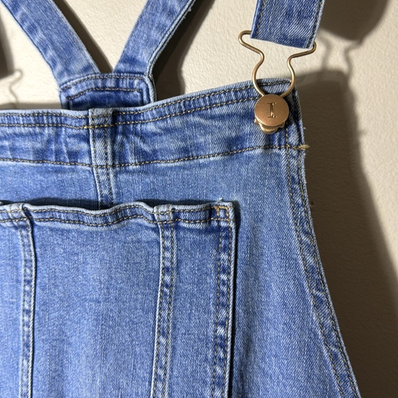 Isabel Maternity Denim Overalls Women's Size 10 Stretch Raw Hem Light Wash Denim - Picture 6 of 10